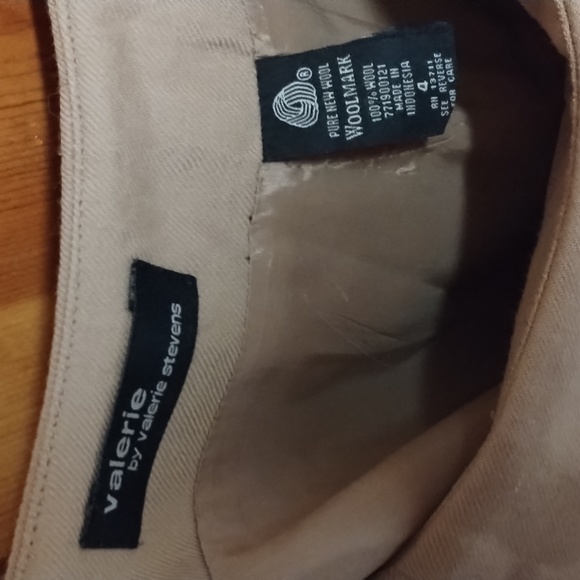 Valerie Stevens size 4 skirt - Picture 2 of 2
